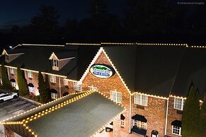 Mountain Inn & Suites