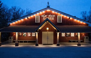 Mountain Inn & Suites