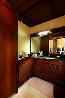 Arma Museum & Resort