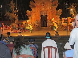 Arma Museum & Resort