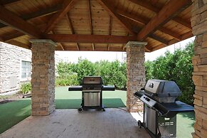 Staybridge Suites Oakville by IHG