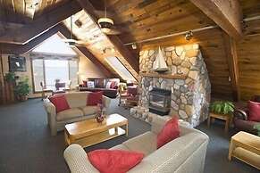 Pinestead Reef Resort