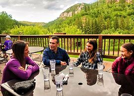 Spearfish Canyon Lodge