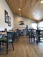 River House Inn, a Baymont by Wyndham