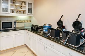 Homewood Suites by Hilton Fresno