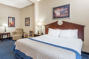 Wingate by Wyndham Erie