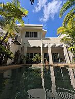 The Villas Palm Cove