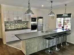 The Villas Palm Cove