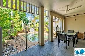 The Villas Palm Cove