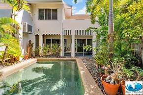 The Villas Palm Cove