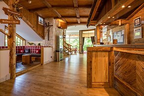 Alm- & Wellnesshotel Alpenhof