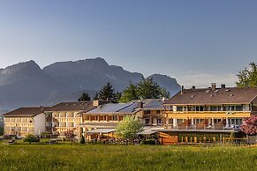 Alm- & Wellnesshotel Alpenhof