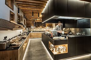 Alm- & Wellnesshotel Alpenhof