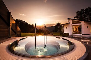 Alm- & Wellnesshotel Alpenhof