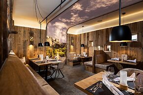 Alm- & Wellnesshotel Alpenhof