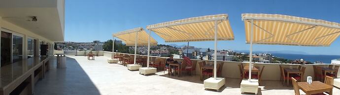 Tuntas Family Suites Kusadasi