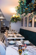 Merit Kensington Hotel