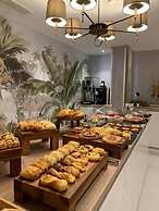 Merit Kensington Hotel