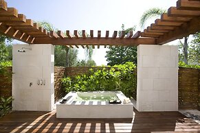 Blue Diamond Luxury Boutique - All Inclusive - Adults Only