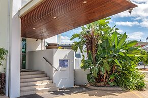 201 Lake Street Apartments