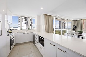 ULTIQA Beach Haven At Broadbeach