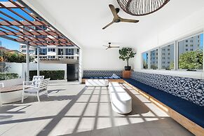 ULTIQA Beach Haven At Broadbeach