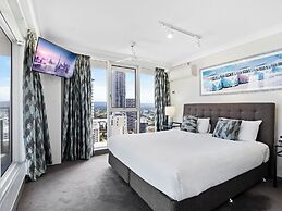 ULTIQA Beach Haven At Broadbeach