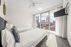 ULTIQA Beach Haven At Broadbeach