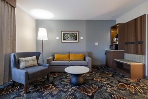 DoubleTree by Hilton Hotel Savannah Airport