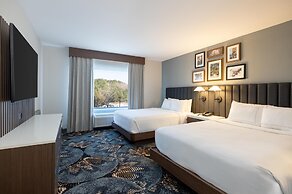 DoubleTree by Hilton Hotel Savannah Airport