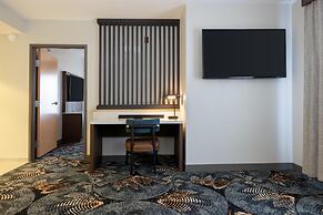 DoubleTree by Hilton Hotel Savannah Airport