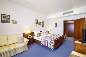 Tante ALMA's Hotel Lasthaus am Ring