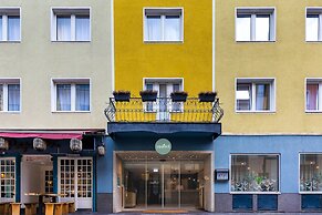 Hotel Engelbertz – Yggotel Pirol