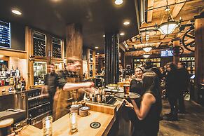 Swans Brewery, Pub and Hotel