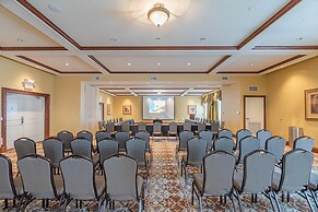 Natchez Grand Hotel & Suites On the River