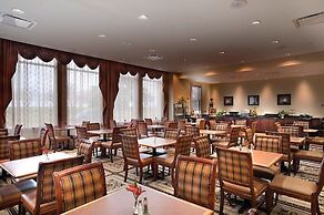 Natchez Grand Hotel & Suites On the River