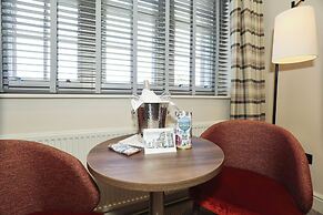 De Vere Cranage Estate