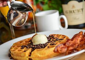 Hacienda Del Sol Guest Ranch Resort