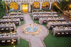 Hacienda Del Sol Guest Ranch Resort