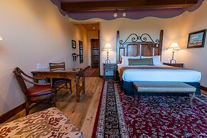 Hacienda Del Sol Guest Ranch Resort