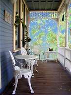 Robins Nest Bed & Breakfast