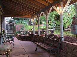 Robins Nest Bed & Breakfast