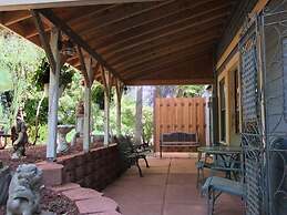 Robins Nest Bed & Breakfast