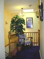 Robins Nest Bed & Breakfast