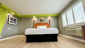 The SeaScape Inn