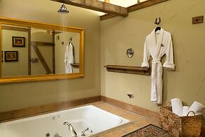 The Inn At Leola Village, a Historic Hotel of America