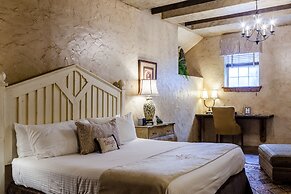 The Inn At Leola Village, a Historic Hotel of America