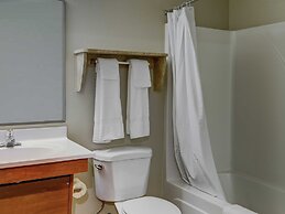 WoodSpring Suites Louisville Southeast