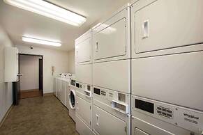 WoodSpring Suites Louisville Southeast