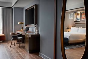 The Opus Westchester, Autograph Collection